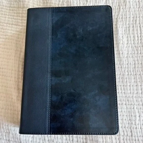 Tyndale NLT Life Application Study Bible 3rd Ed Black Onyx Leather Like NEW - Picture 4 of 11